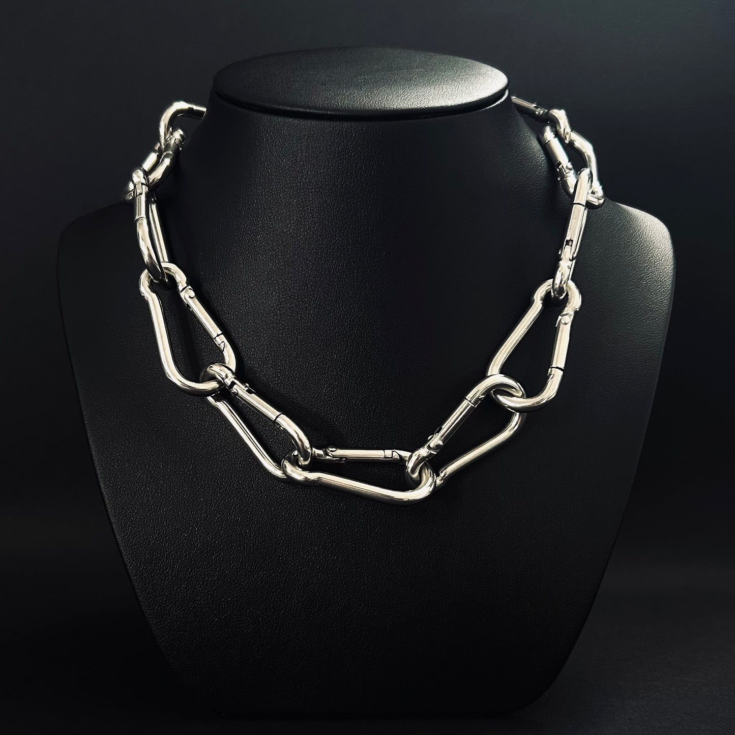 HALO CHAIN