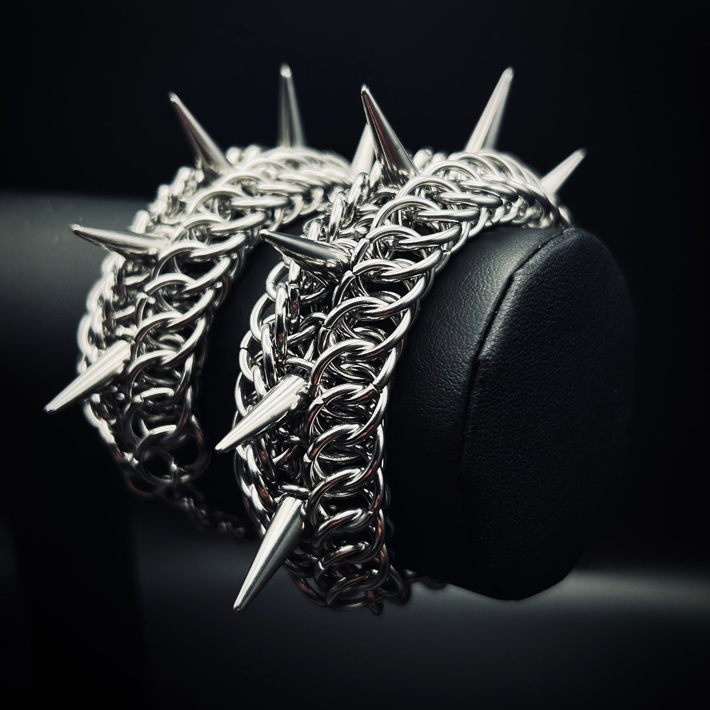 EXECUTION CUFF SET