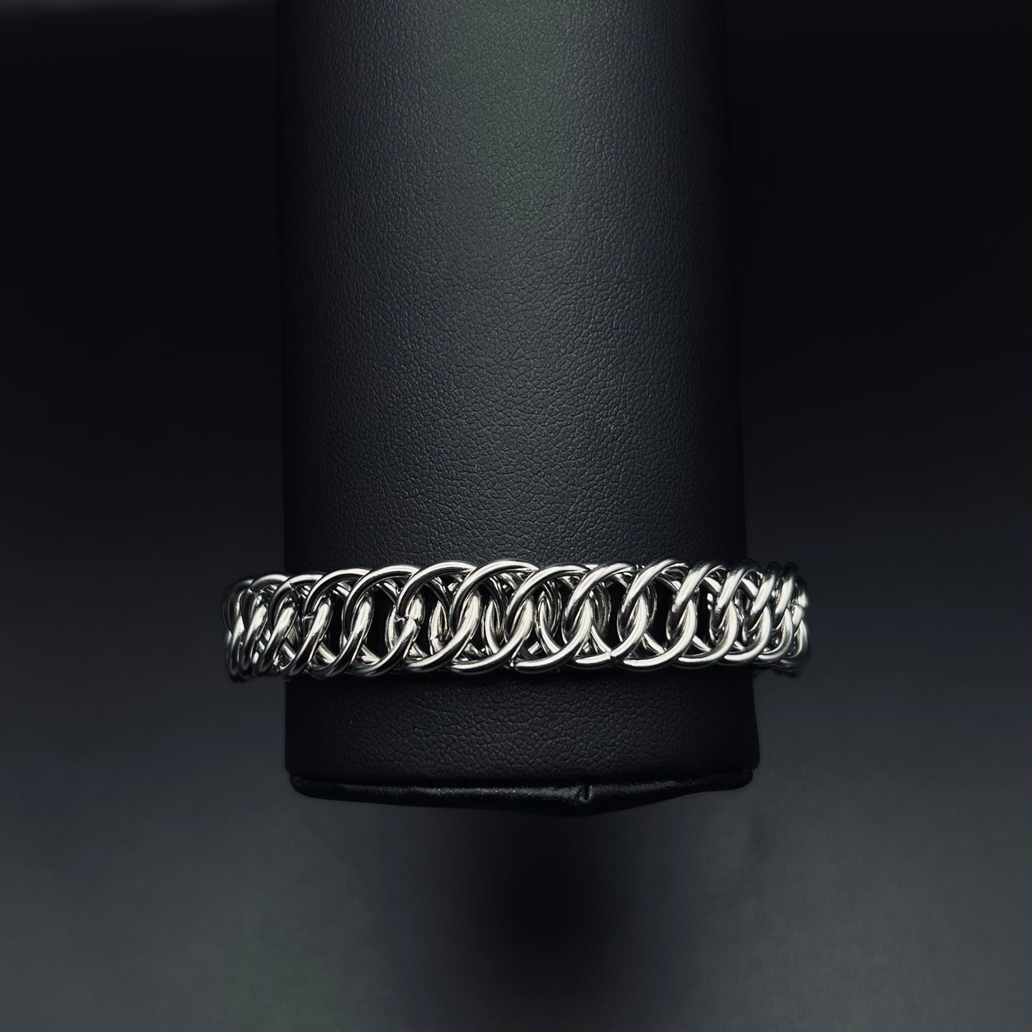 Steed (Cuffs)