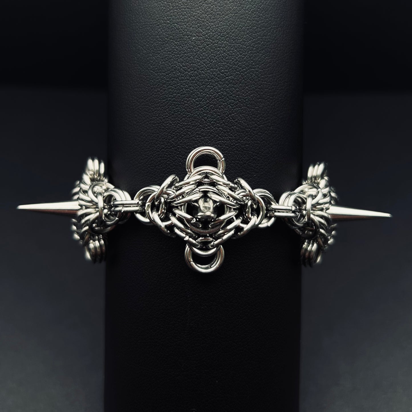 CARNAGE [CUFF]
